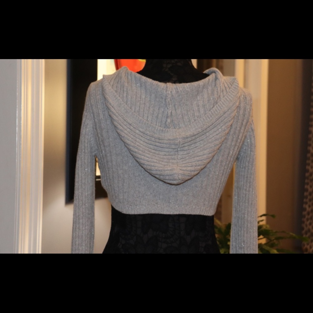 AMERICAN EAGLE LONG SLEEVE GREY SHRUG SWEATER - Picture 5 of 9